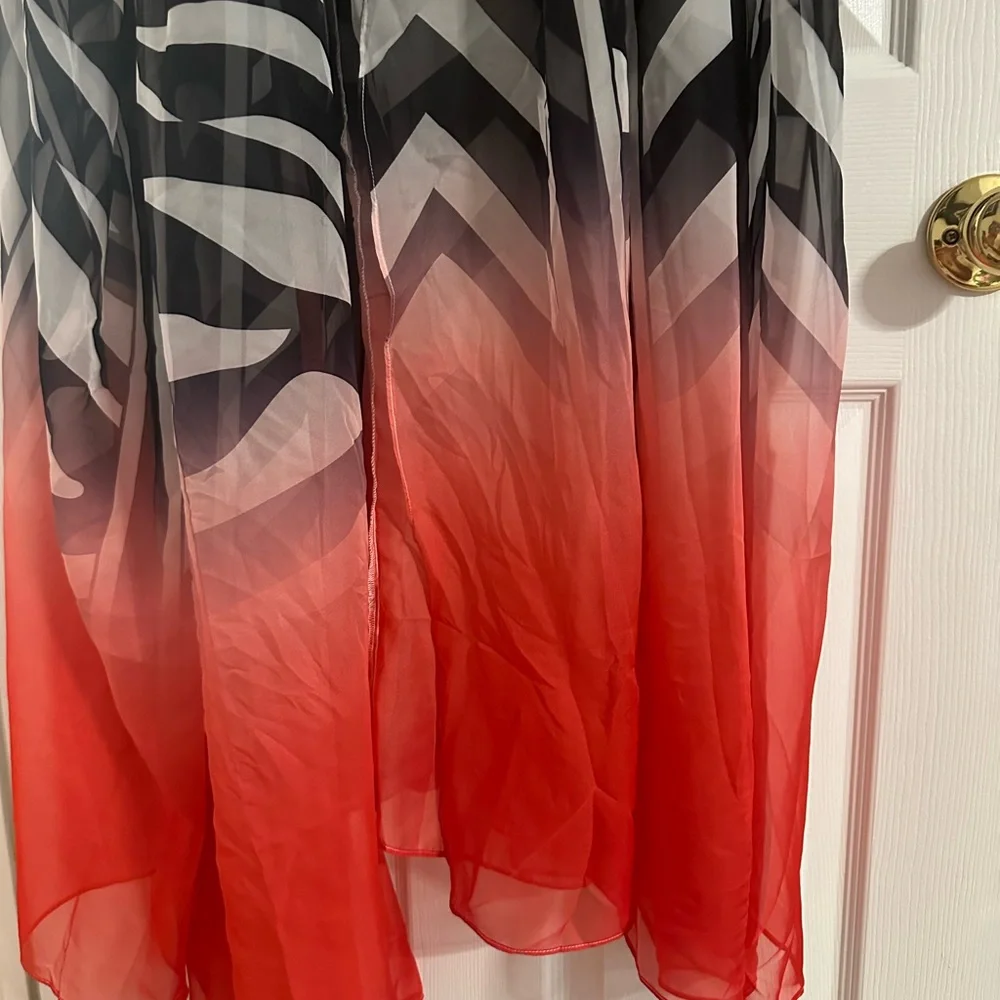 AKIRA Black and White Zebra Print kimono like Top with Red Ombre - Picture 3 of 3